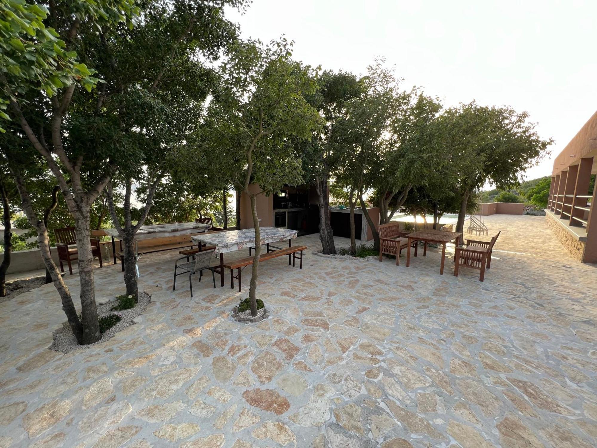 דירות Lukovo Šugarje Ella מראה חיצוני תמונה